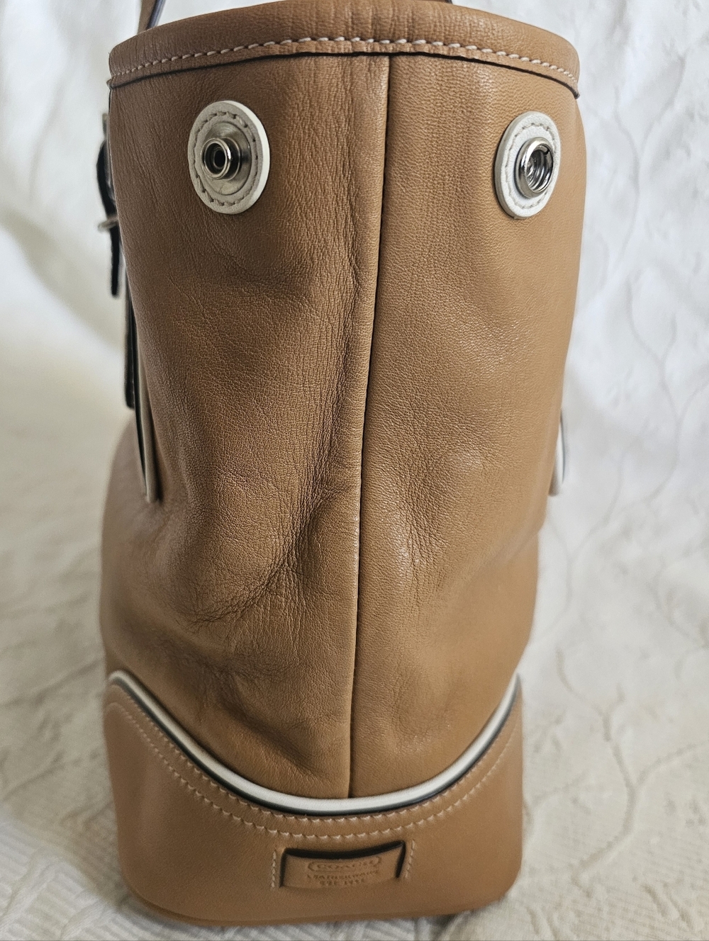 Vintage Coach Hamptons Small Carryall Satchel 9605 (Tan/White Trim) - Picture 7 of 16